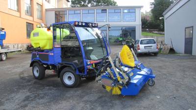 Kolový traktor ISEKI ICT 50